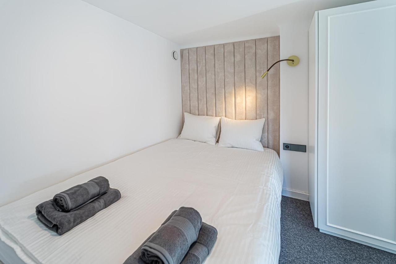 Ministerija Loft Apartment With Parking & Ac Kaunas Eksteriør bilde